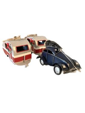 Wondershop Small Vintage Car with 2 Retro Camper Trailers